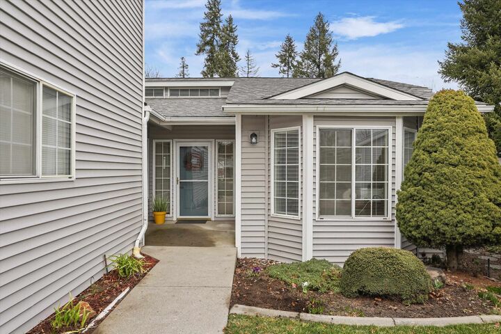 Property Photo:  618 W Holmberg Ln  WA 99218 