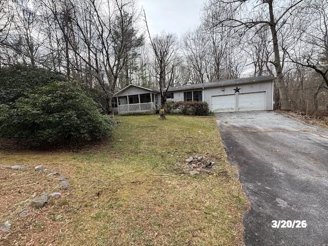 Property Photo:  274 Laurelwood Lane  NC 28759 