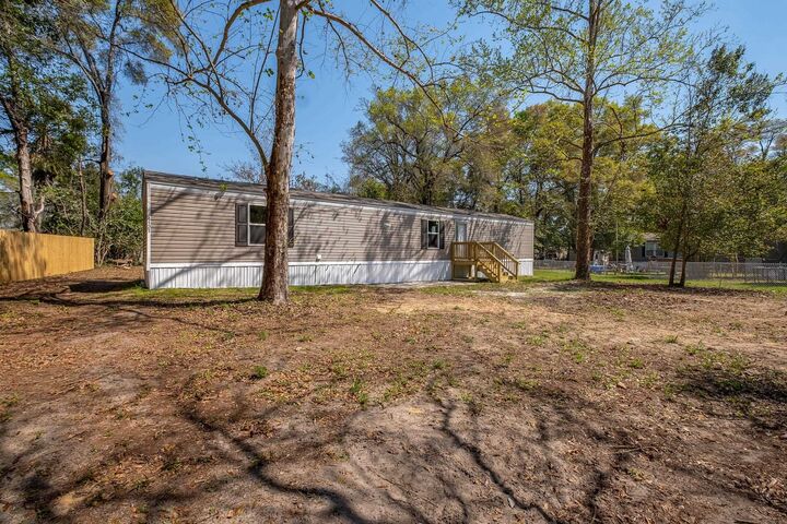 Property Photo: 4121 Susan Avenue FL 32305
