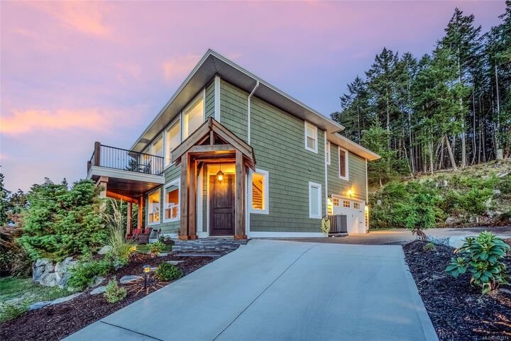 Property Photo: 3182 Dolphin Dr BC V9P 9J2