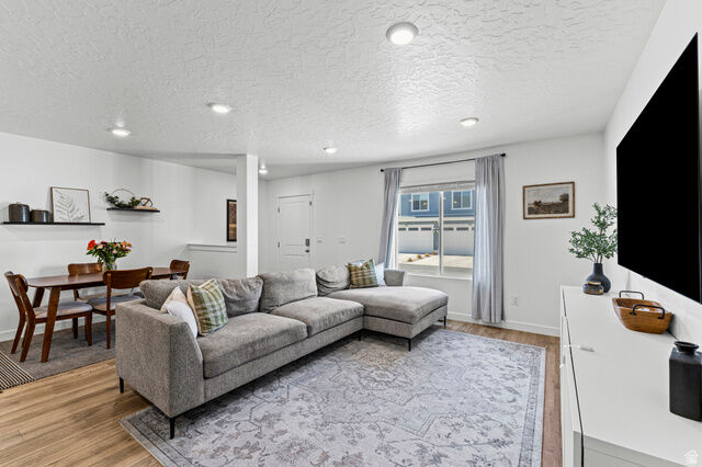 Property Photo:  402 N Bouy Ln  UT 84045 