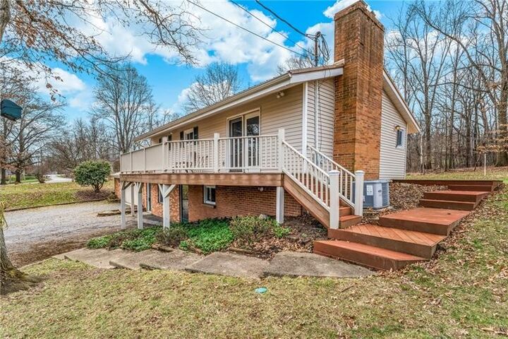 Property Photo:  679 Latonka Drive  PA 16137 