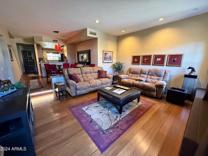 Property Photo:  10015 E Mountain View Road Unit 1002  AZ 85258 