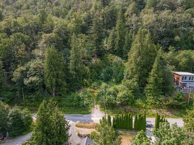 Property Photo: 44296 Bayview Road BC V0M 1N0