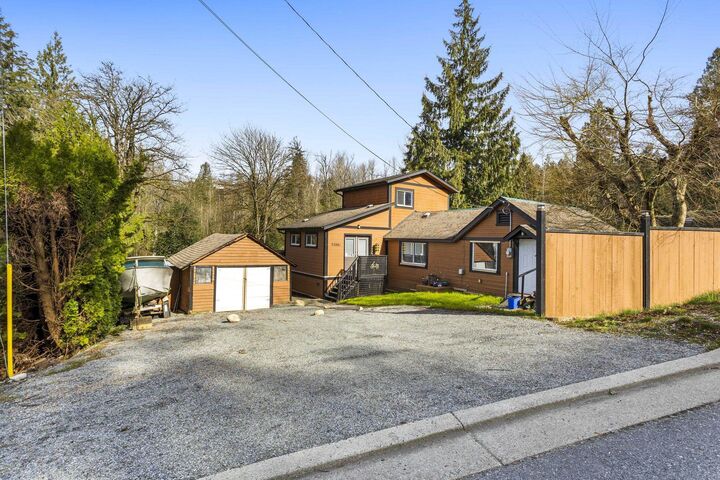 33861 Prentis Avenue — photo 1