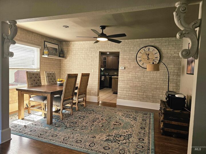 Property Photo:  712 3rd St  ID 83501 