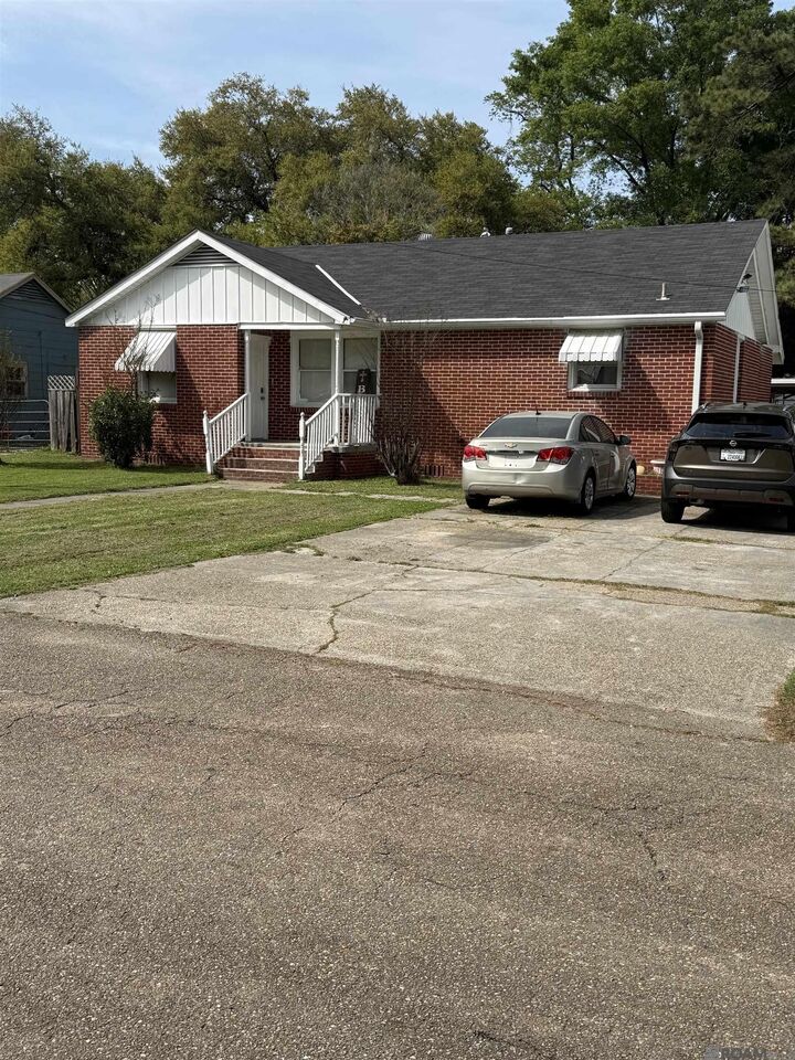 Property Photo:  5609 Truman St  LA 70811 