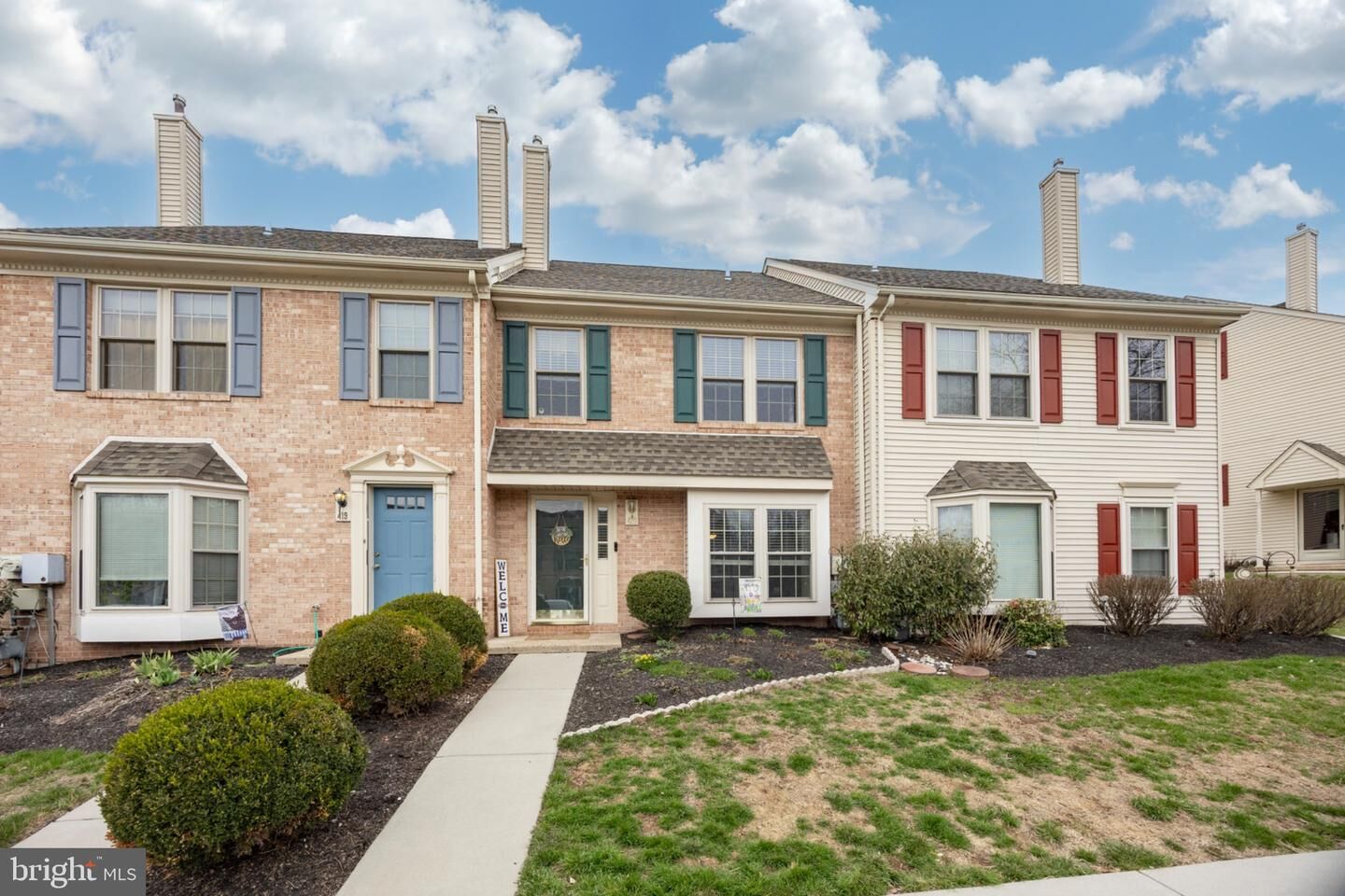 Property Photo:  420 Oaktree Court  PA 19464 