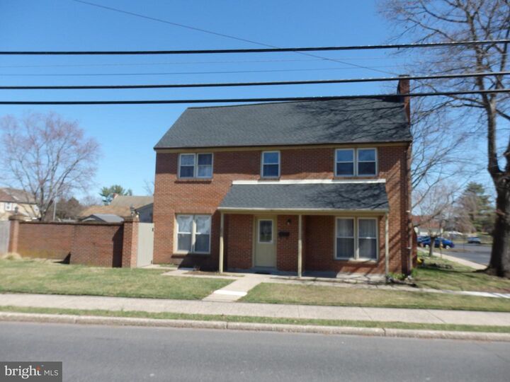 Property Photo:  201 Lancaster Court  PA 18951 