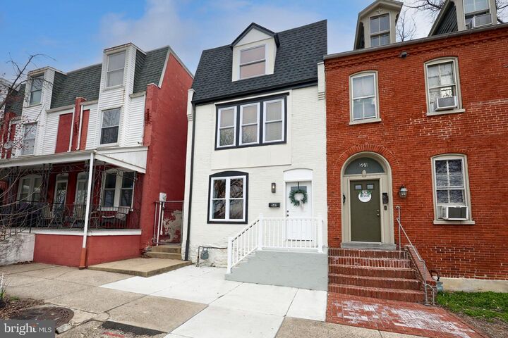 Property Photo:  549 Rockland Street  PA 17602 