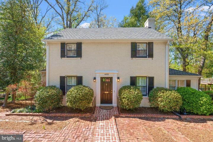 Property Photo:  6032 Grove Drive  VA 22307 