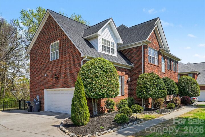 Property Photo:  6104 Pumpernickel Lane  NC 28110 