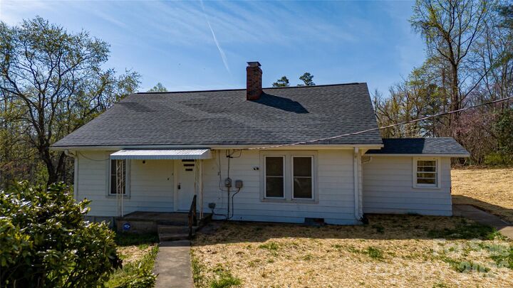 Property Photo: 761 Amherst Road NC 28655