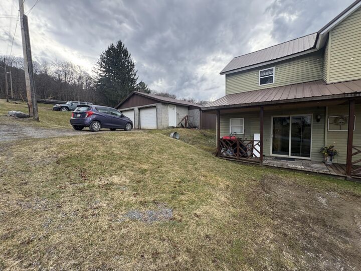 Property Photo:  60 Upper Clinton St  PA 15772 