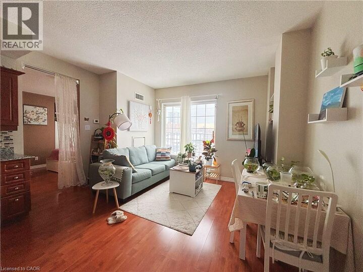 Photo de la propriété: 135 South James Street South 304 ON L8P 2Z6