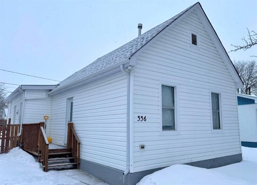 Photo de la propriété:  336 Fourth Avenue  MB R0J 1H0 