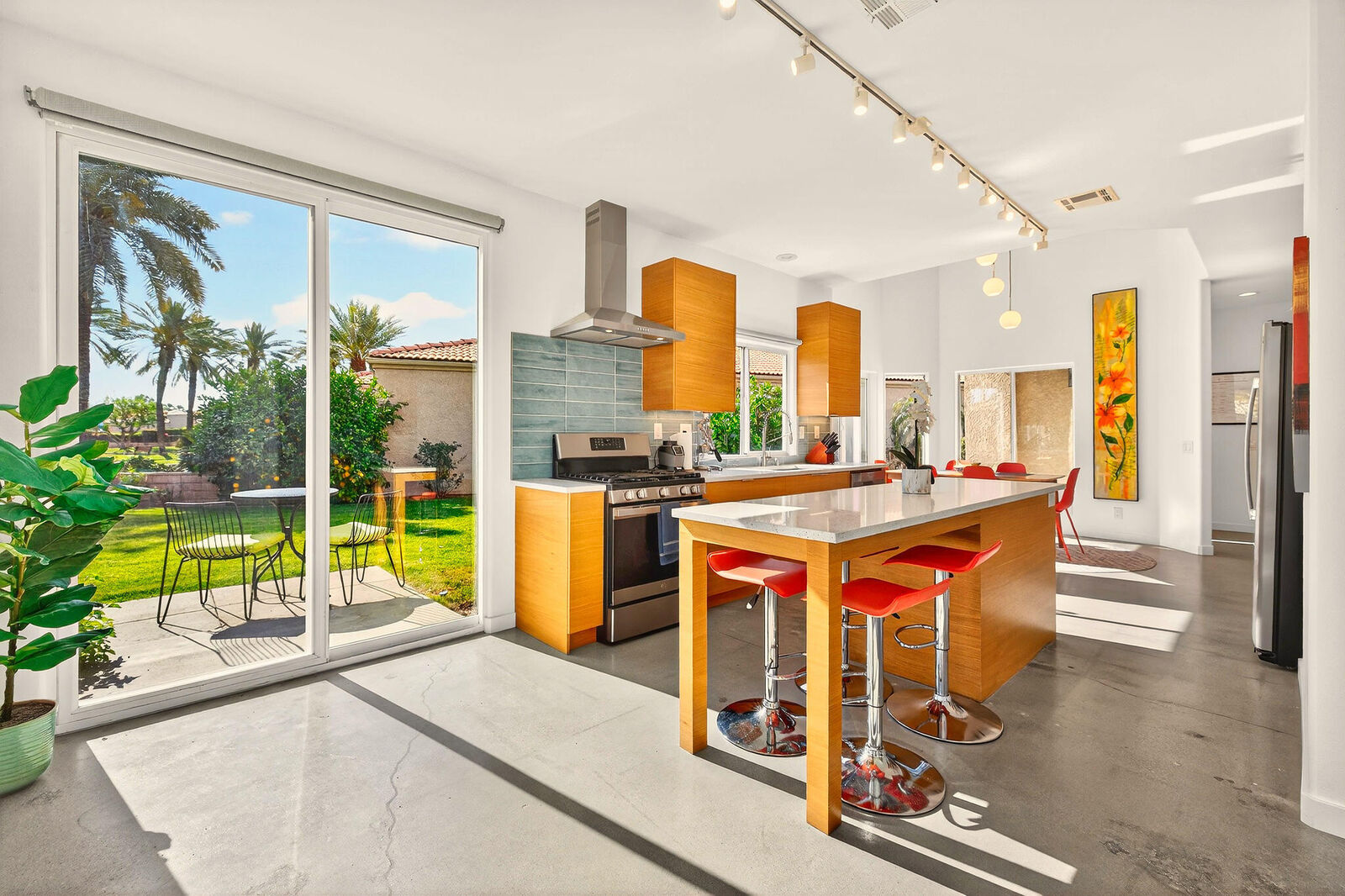 Property Photo: 48653 Paseo Tarazo CA 92253