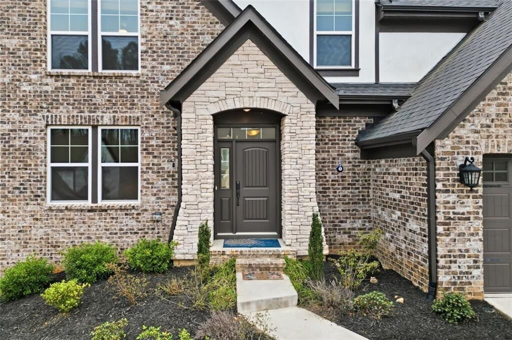 Property Photo:  8150 Scenic Ridge Way  GA 30107 