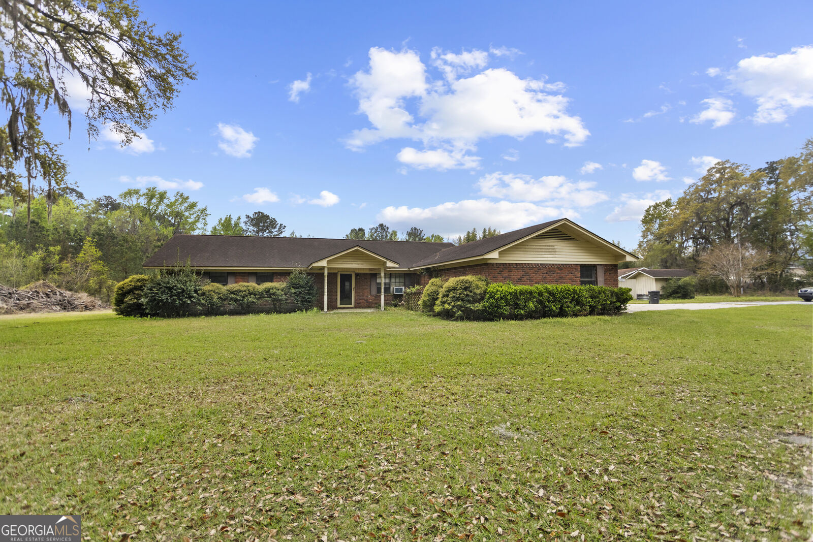 Property Photo:  160 Hall Street  GA 31313 