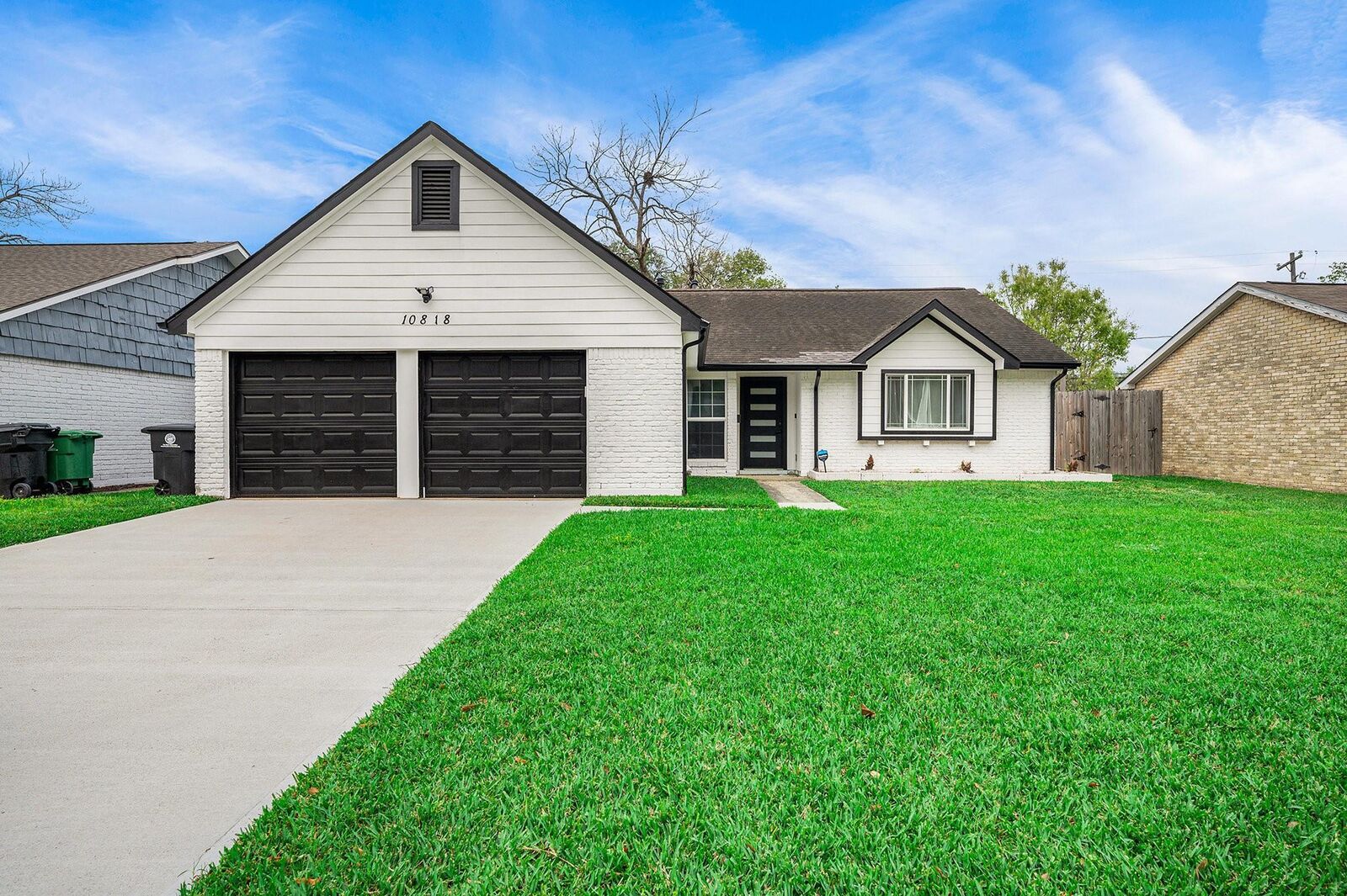 Property Photo:  10818 Hillcroft Avenue  TX 77096 