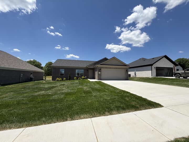 Property Photo: 302 Cinchpost Circle KY 40744