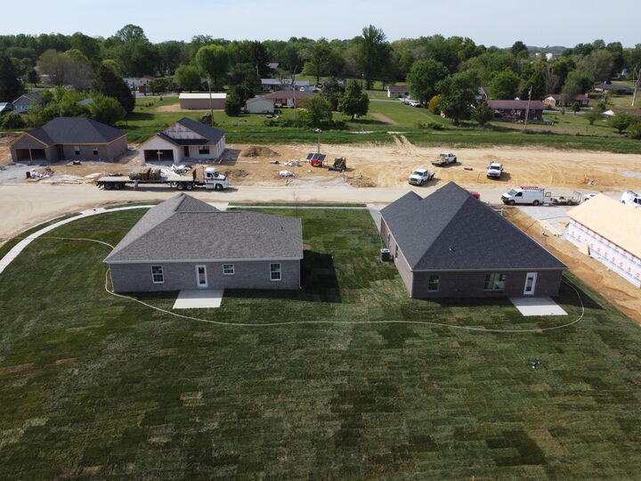 Property Photo:  302 Cinchpost Circle  KY 40744 