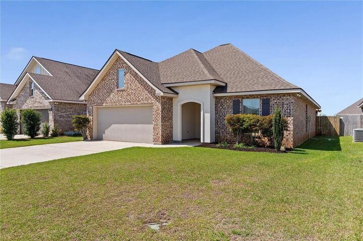 Property Photo:  23637 Devonfield Lane  AL 36526 