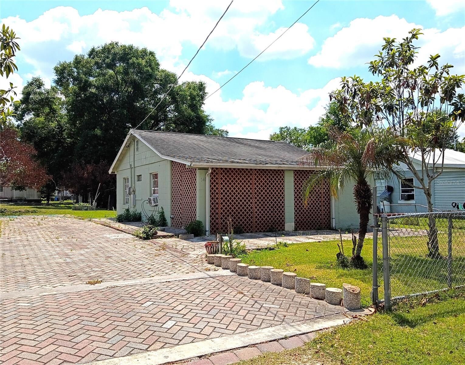 Property Photo:  140 8th Eloise Street  FL 33880 