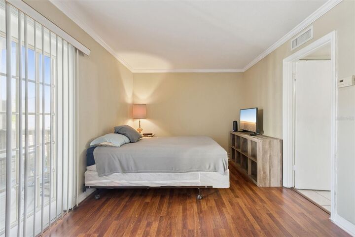 Property Photo:  425 Wymore Road 201  FL 32714 