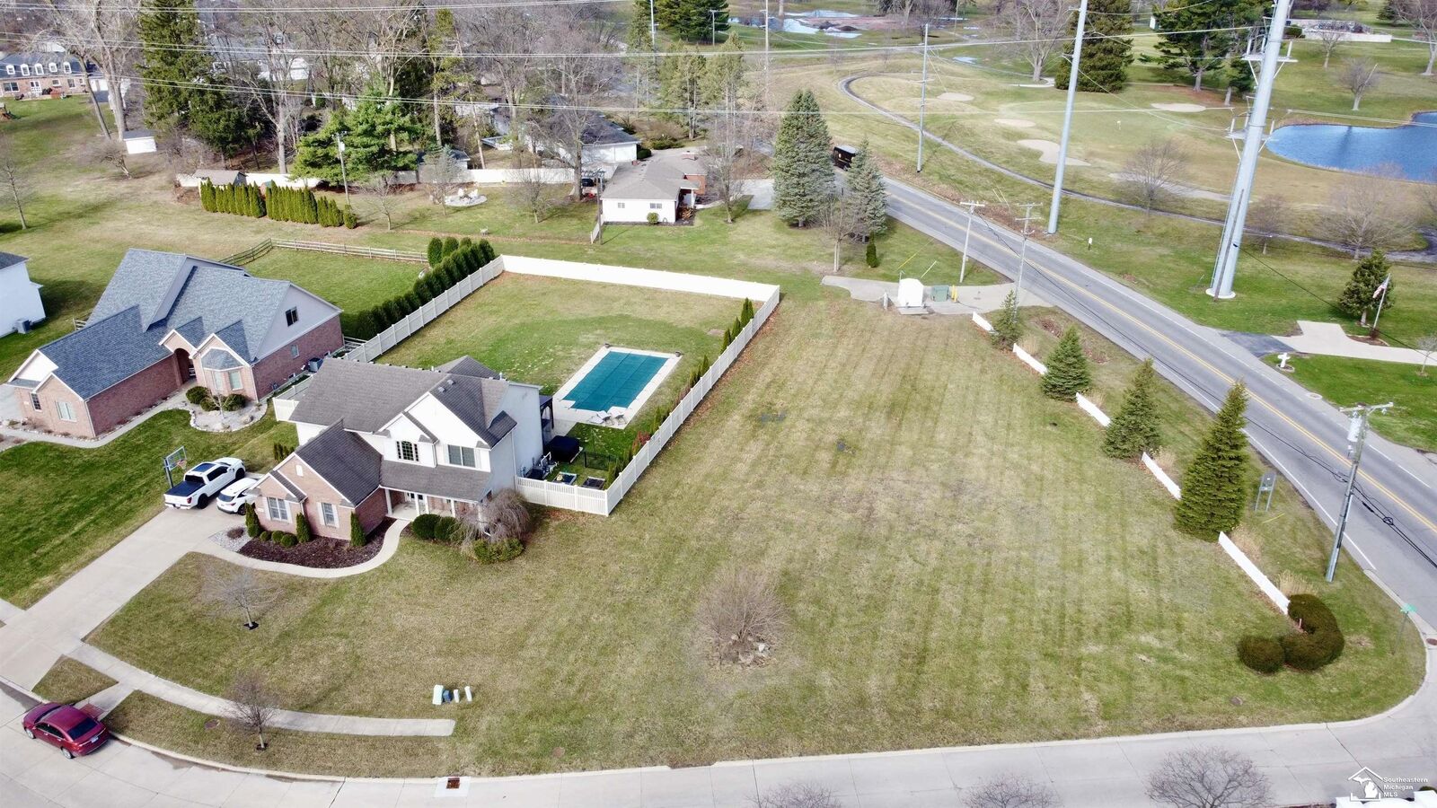Property Photo:  1691 Glenridge Lane  MI 48162 