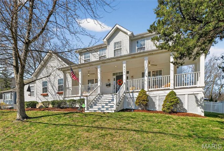 Property Photo: 811 N Harrison Avenue MO 63122