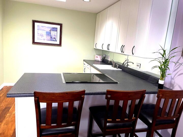 Property Photo:  362 Kelburn Road 324  IL 60015 