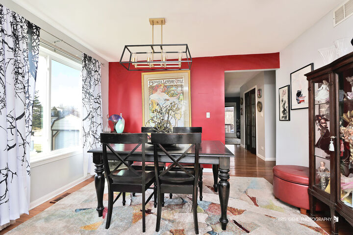 Property Photo:  2428 Bridle Circle  IL 60073 