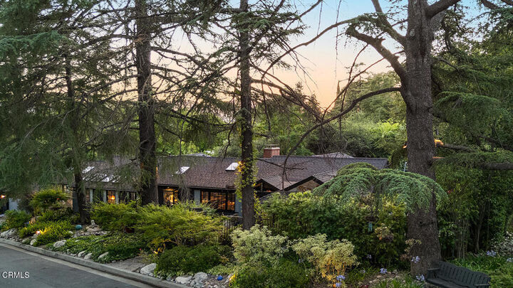 Property Photo: 4953 Alta Canyada Road CA 91011