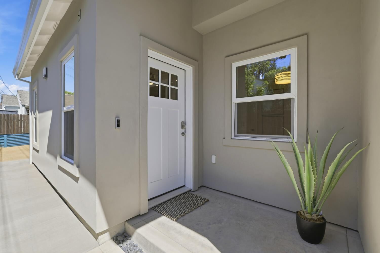 Property Photo: 3025 7th Avenue CA 95817