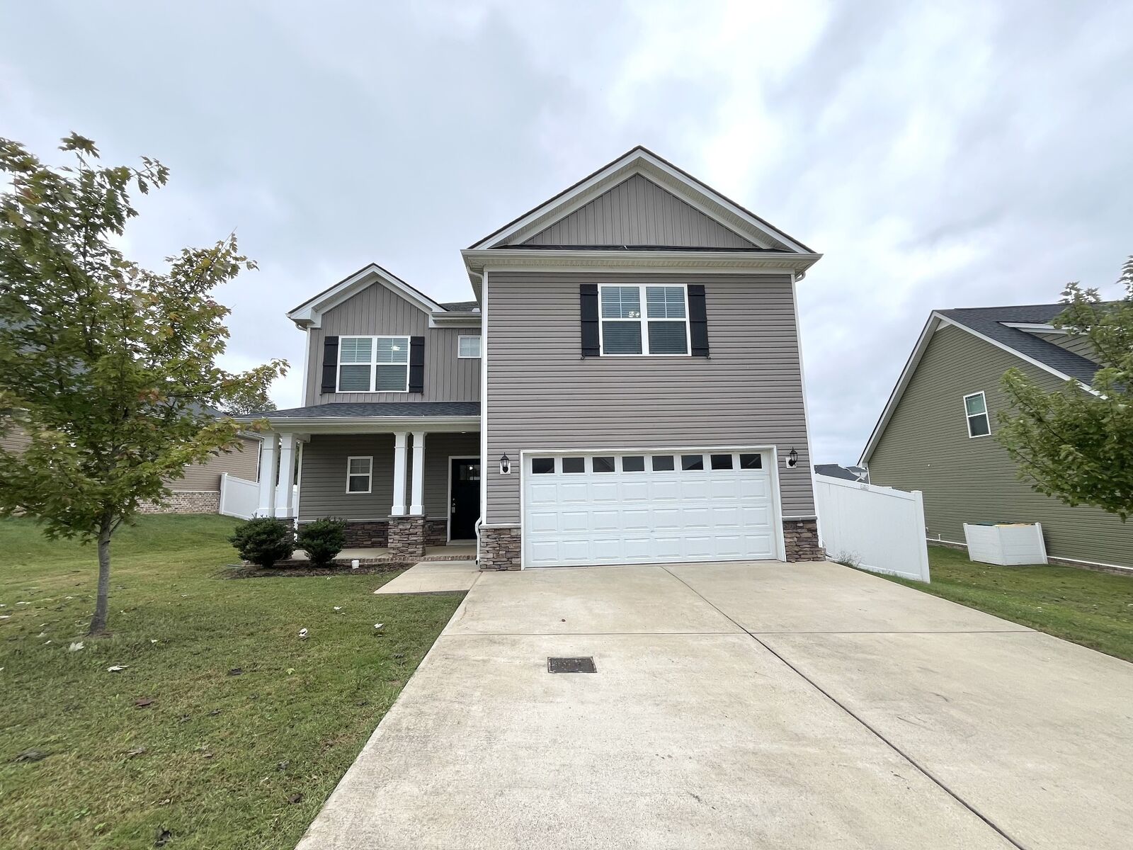 Property Photo:  105 E Coker Way  TN 37174 