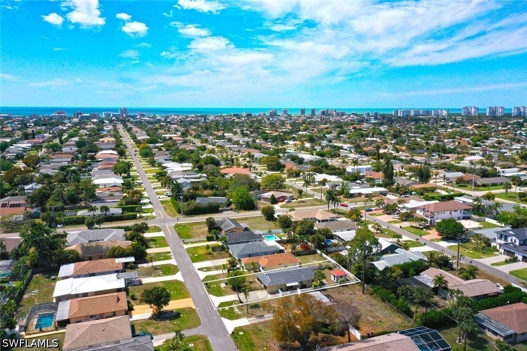 Property Photo:  819 98th Avenue N  FL 34108 