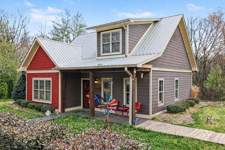 Property Photo: 584 Ada Street GA 30513