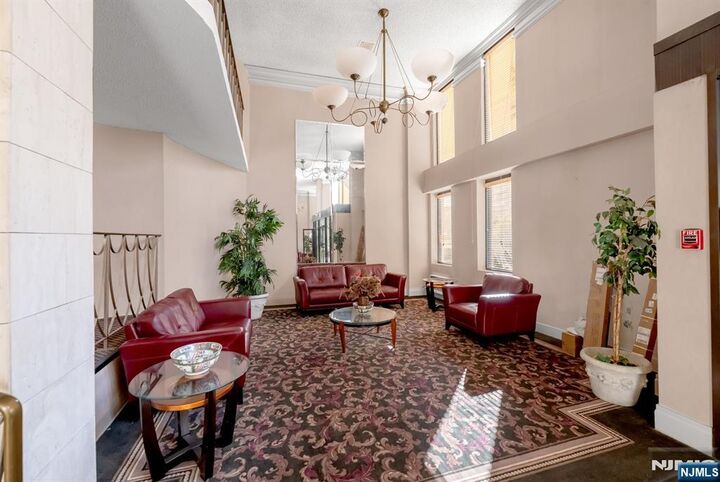 Property Photo: 160 Overlook Avenue 3A NJ 07601