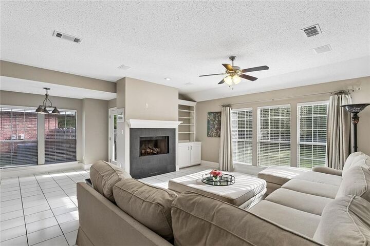 Property Photo: 321 Westwood Drive LA 70471