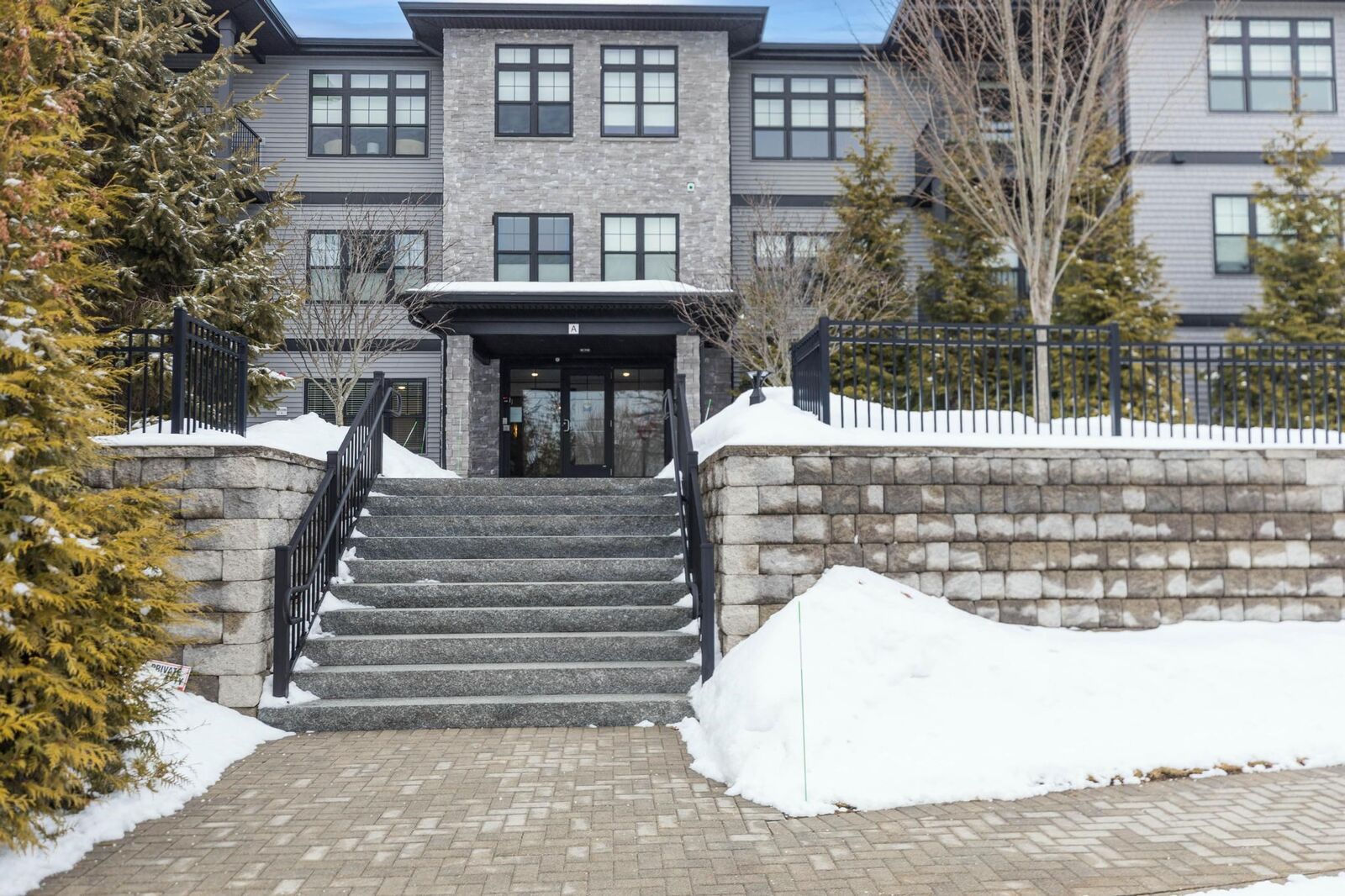 Property Photo:  2075 Lafayette Road  NH 03801 