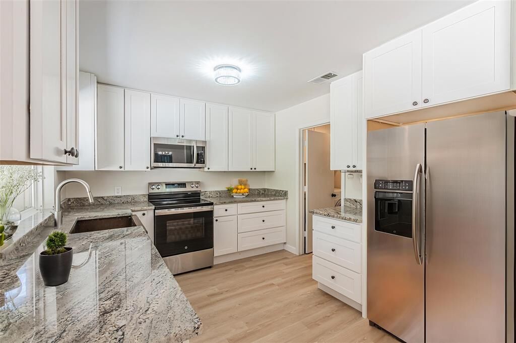 Property Photo: 8224 Pearl Street TX 76180