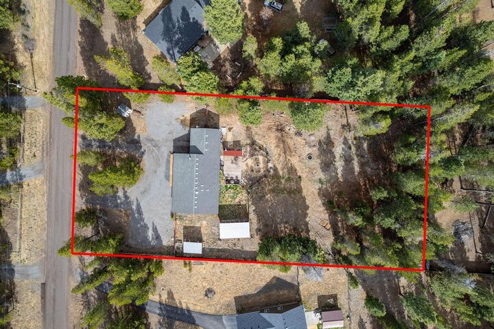 Property Photo: 15711 Park Drive OR 97739