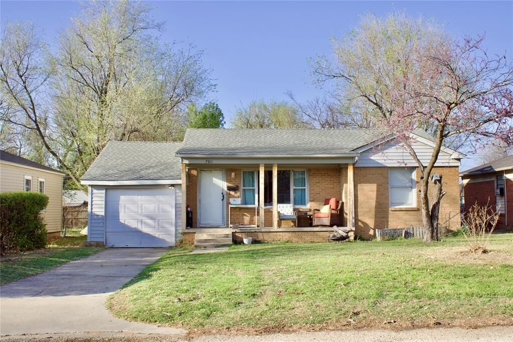 Property Photo:  7211 NW 45th Street  OK 73008 