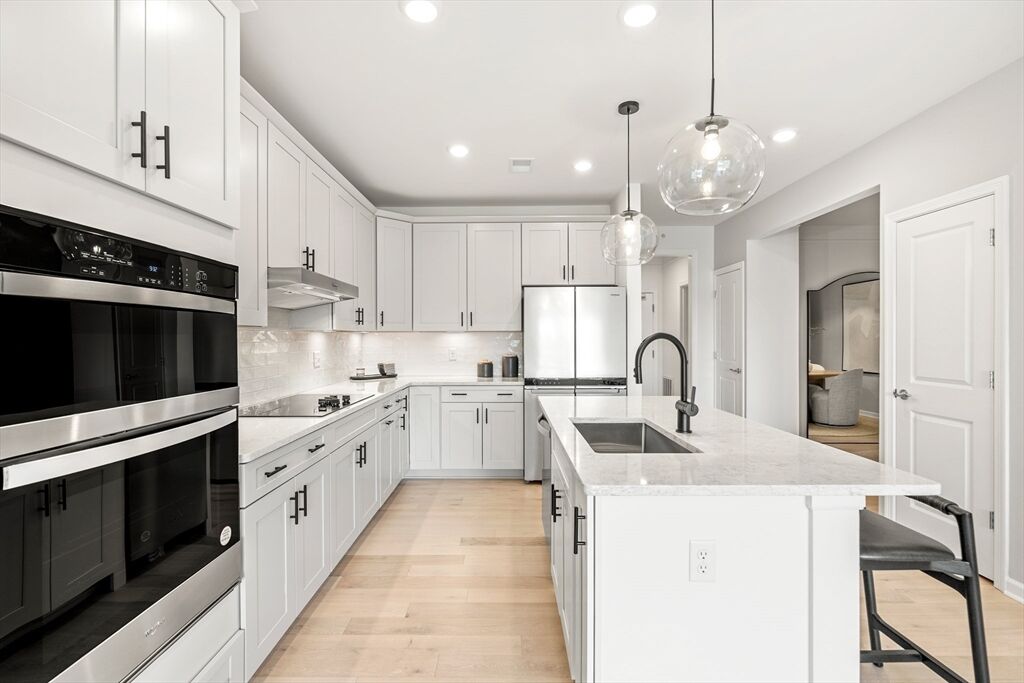 Property Photo:  7 Green Street 308  MA 01545 