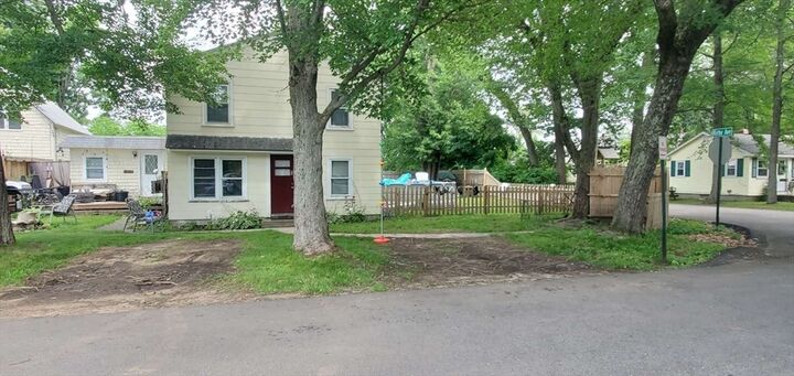 Property Photo: 19 Wallis Park MA 01462