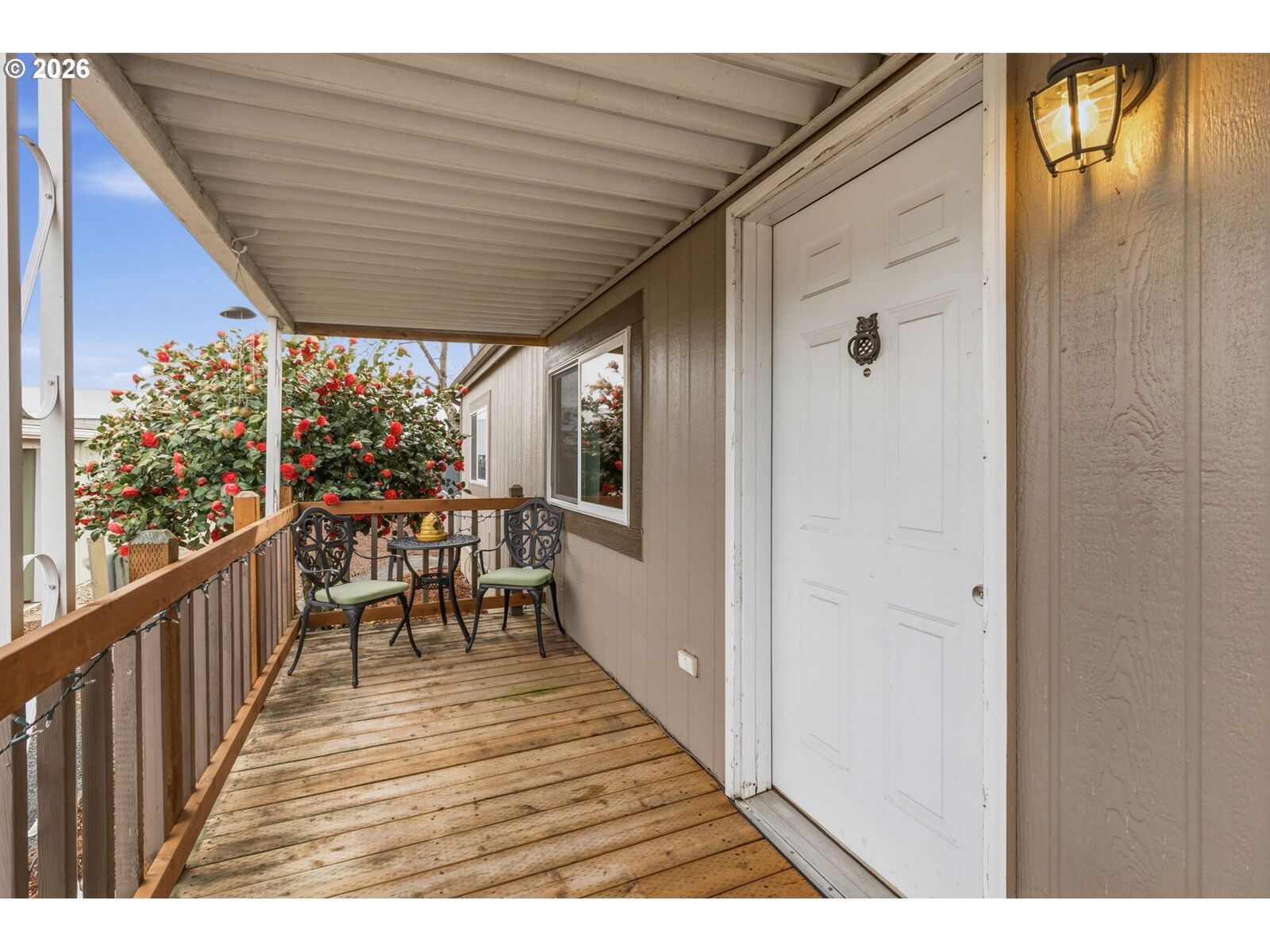 Property Photo:  1800 Lakewood Ct 161  OR 97402 