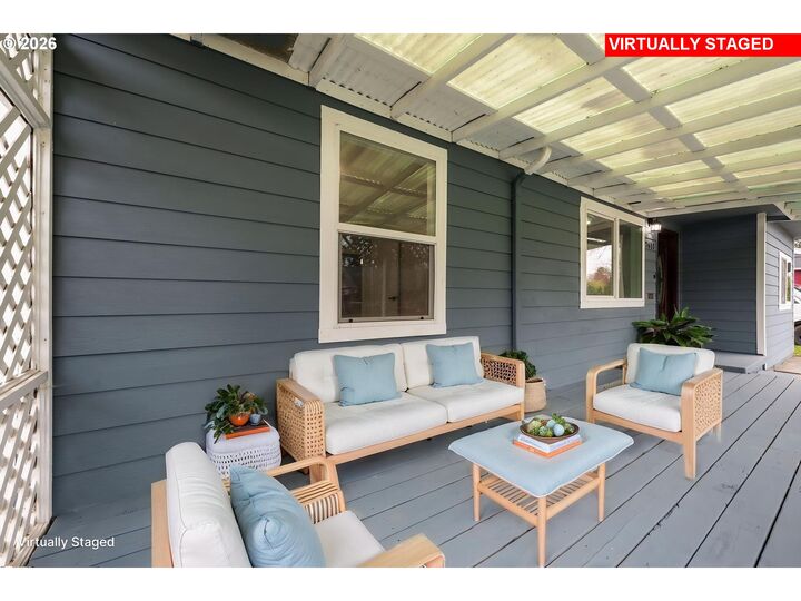 Property Photo: 7610 SE 69th Ave OR 97206