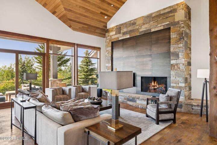 Property Photo:  3280 Westview Trail  UT 84098 