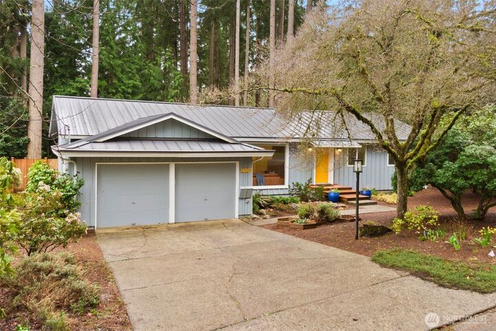 Property Photo: 16007 SE 31st Street WA 98008